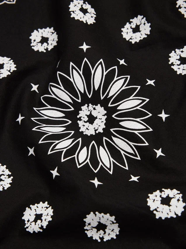 Bandana in cotone con motivo Paisley e Cotton Wreath, nera