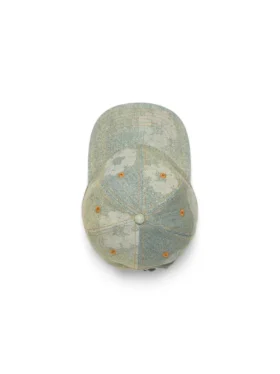 Cappellino in Denim grezzo con motivo “Cotton Wreath” monocromatico, lavaggio scuro