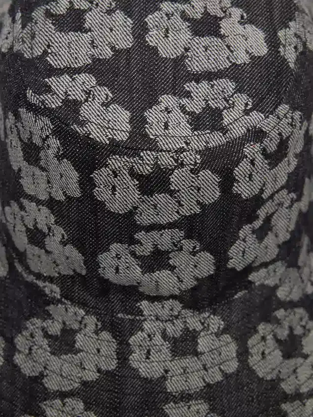 Cappello a secchiello Jacquard Wreath, lavato nero