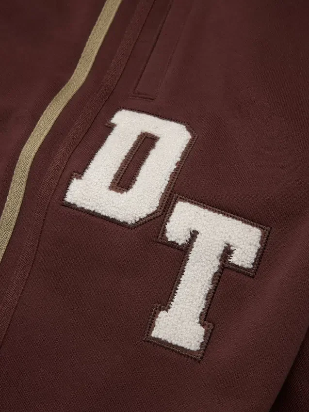 Felpa con cappuccio e zip DT con toppe in ciniglia, marrone