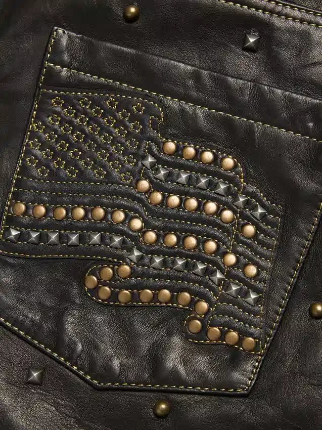 Pantaloncini in pelle borchiati Libertas