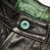 Pantaloncini in pelle borchiati Libertas