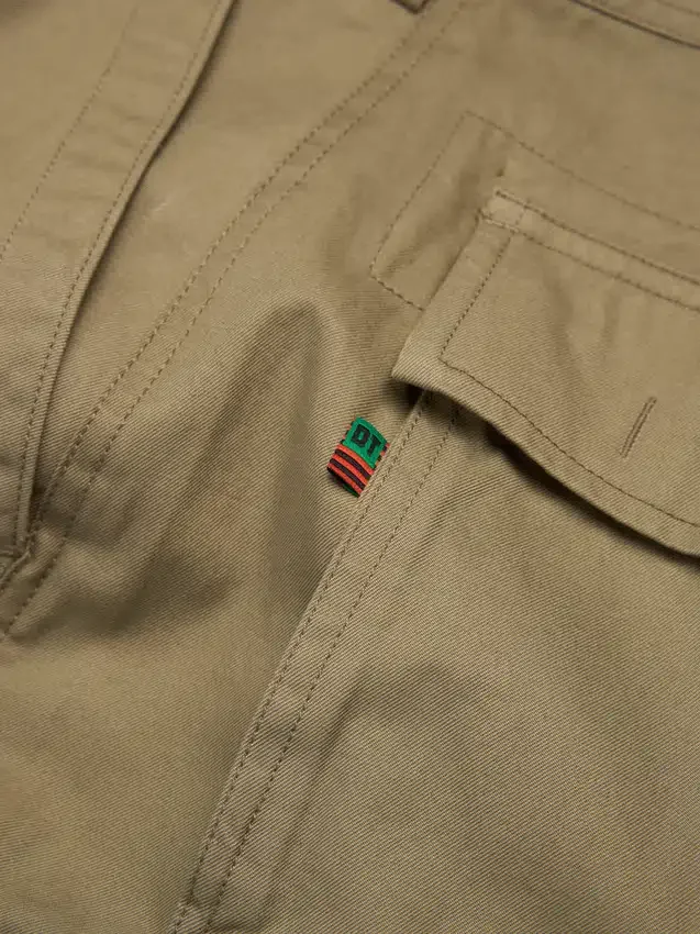 Pantaloni cargo stagionali color cuoio
